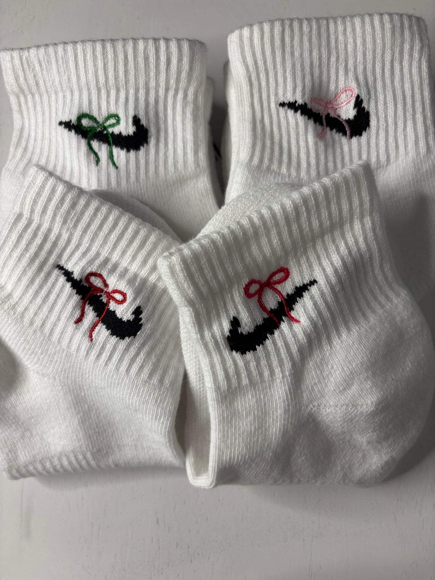 EMBROIDERED NIKE ANKLE SOCKS