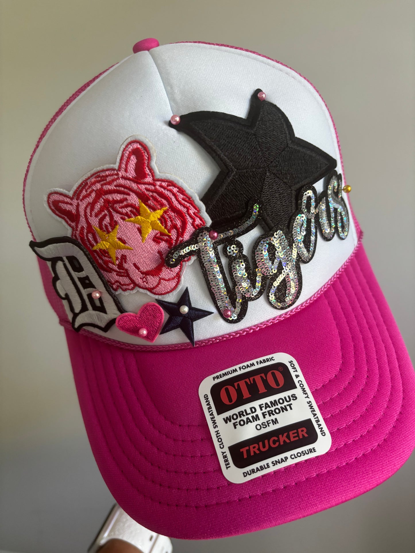FUCHSIA TIGERS