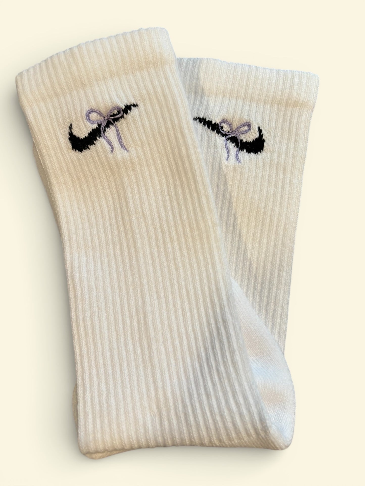 EMBROIDERED NIKE CREW SOCKS